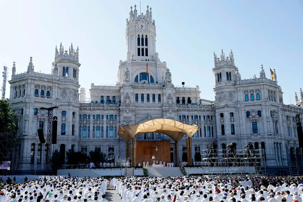 papa-madrid-56.jpg_EFE